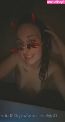 sexy420babe - So I’m starting going to the gym again! This is me feeling myself