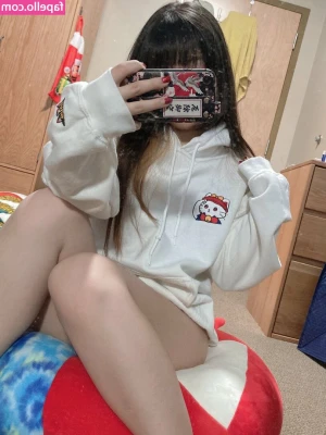 eunamiku - Send me money so I can move back home uwu