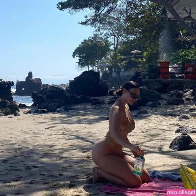 Ambzzzie - Choose your hole 🥵️