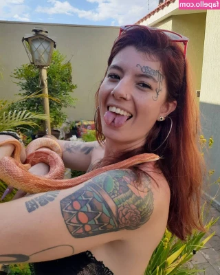 Zara Snake [ zara-snake ] - Your princess