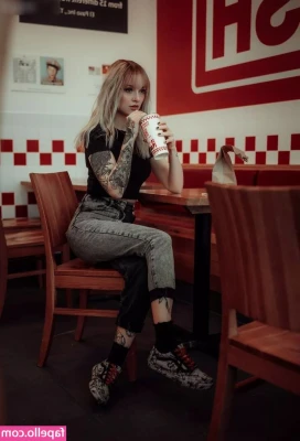 ghostf0x - Sent this set to your messages, this isn't even the best photo 🥵