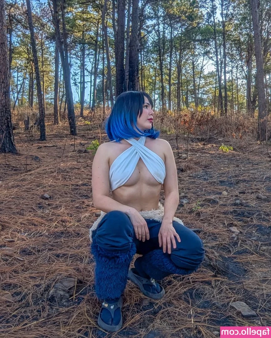 Doc.Waifu [ doc-waifu ] - Rave girl
