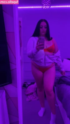 Jasmine Gascoigne [ jasmine-gascoigne ] - Link for my controllable vibrator!   https://c.lovense.com/v2/5ro49c