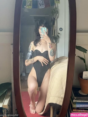 whoreticulture - Can you see the hand marks from him slapping my ass ??😋