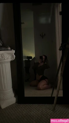 mistybabyx - Adjusting my outfit for you