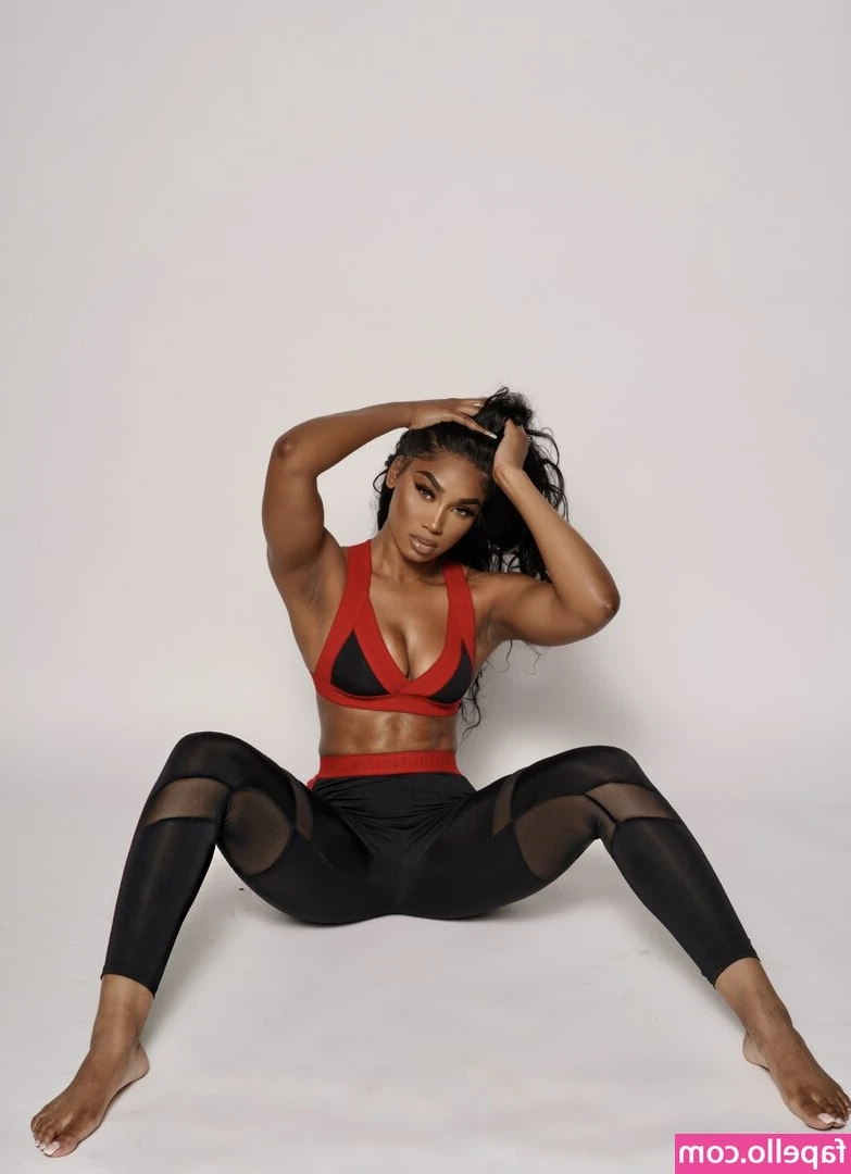 Simone Henderson [ simone-henderson ] - Make it clap   As always  tips welCUM