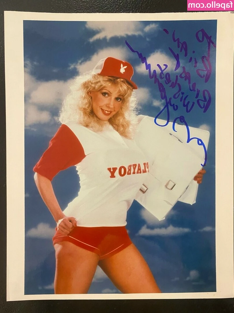 Morganna Roberts [ morganna-roberts ] - check your dm if you wanna see this body move ways you don't expect