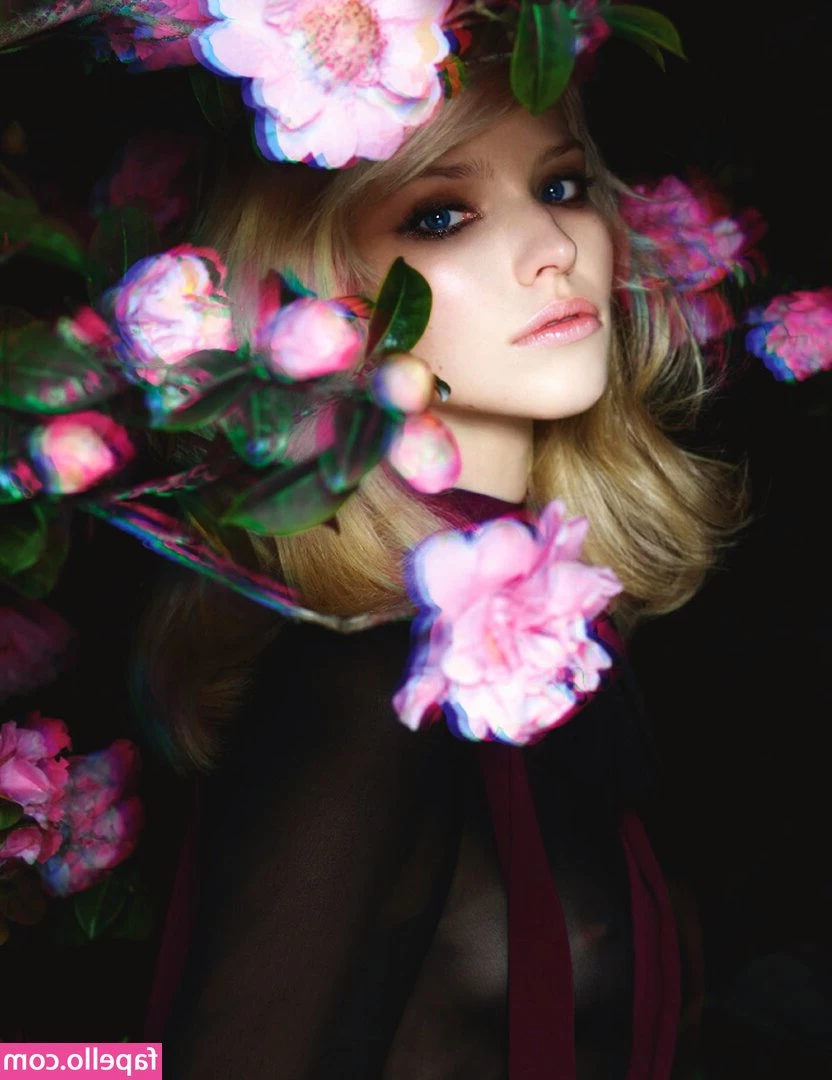 Sasha Luss [ sasha-luss ] - A femboy and a mirror  what could possibly go wrong    I was so horny