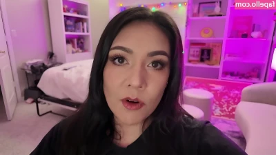 Nikki Limo [ nikki-limo ] - Well hello Sunday Funday