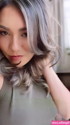 Nikki Limo [ nikki-limo ] - Using my vibrator inside me while i give you a POV blowjob and making