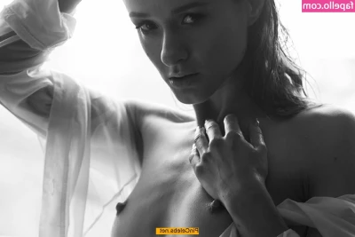 Vita Goncharuk [ vita-goncharuk ] - Quiero saber a quien le gusta mis pies  haber cuantos like  recibe