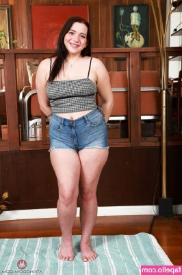 Riley Jean [ riley-jean ] - Starting the New Year off right  I ve been sick so I m posting