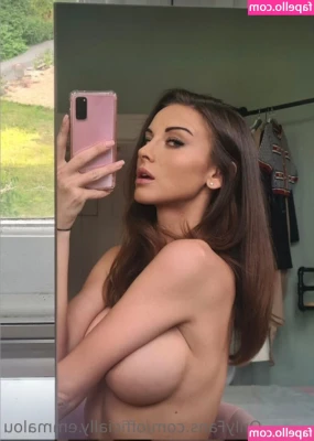 officially.emmalou [ officially-emmalou ] - Photos I took before camming 4/23/20
