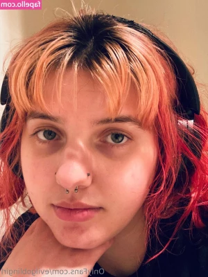 evilgoblingirl - Mes está subiendo el calor uff mmmmmm