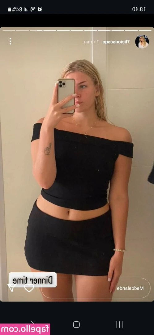 7liciouscsgo - Just got out of the shower  who wants freshly spread asshole for