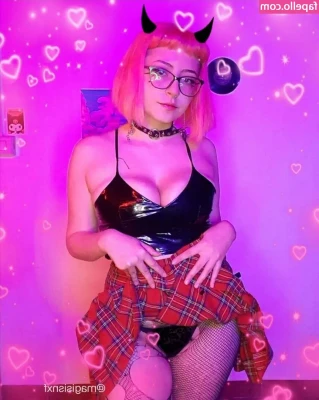 bebittasu - Like my cage~? :3