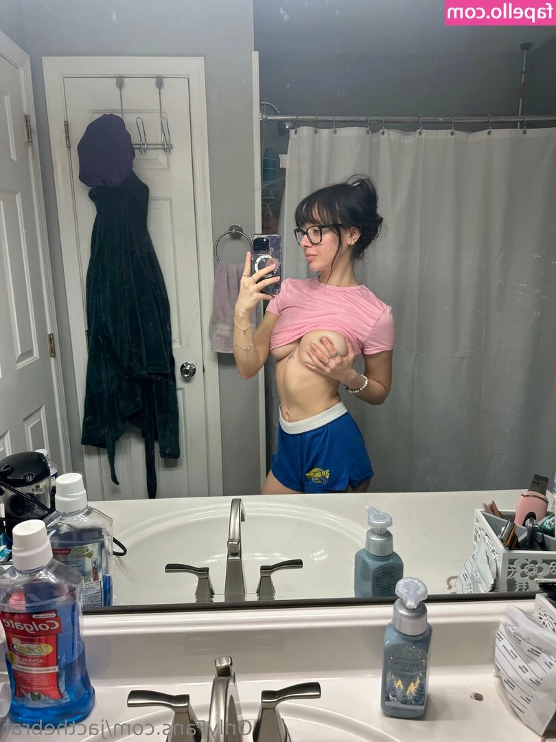 jacthebrat - Have a bit of a treat on this Sunday afternoon  For those who have