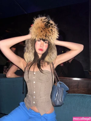Shannon Zhao [ shannon-zhao ] - How is everyone doing this Sunday. Hope you have a great day!! with