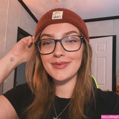 Chubbnubbler - Let me show you how good my footjob looks daddy, being extra for you,
