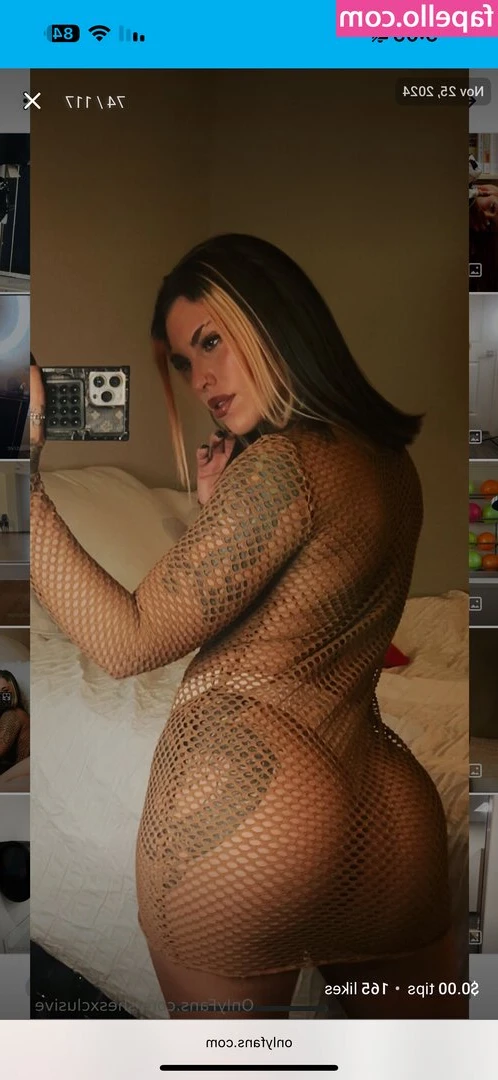 Shesxclusive - Do you want to see me leak through my boxers