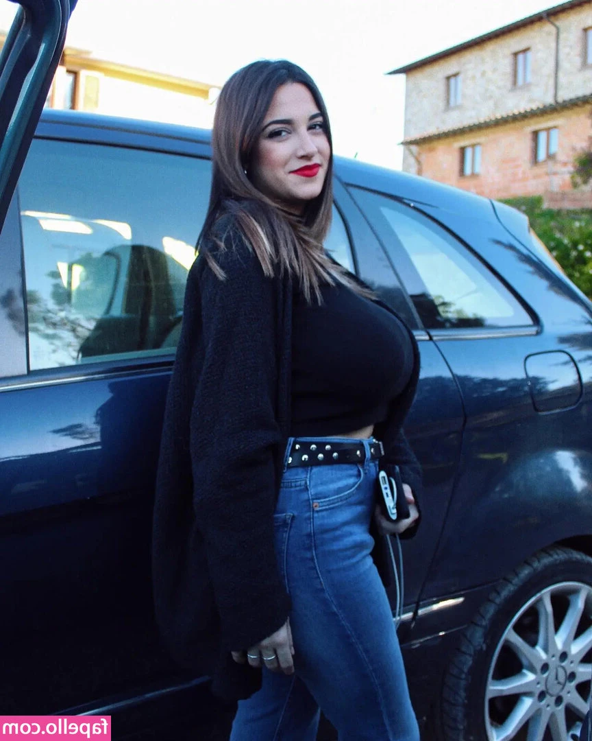 Linda T [ linda-t ] - Friday NEW RELEASE  Rub a Dub a Stud   Getting the weekend all