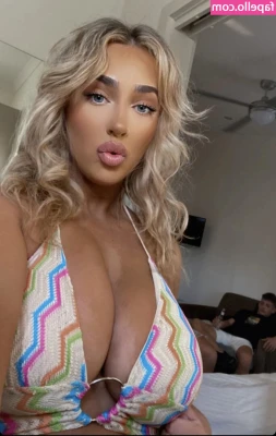 Brittany Jeannn [ brittany-jeannn ] - Tip  5 for the uncensored photos