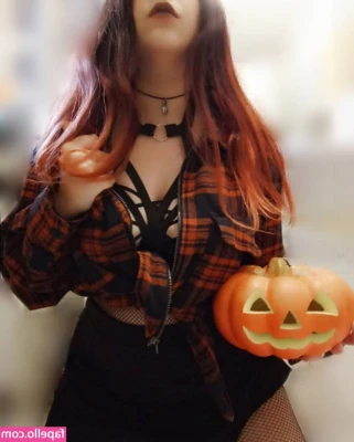 Letymeow - My sensual wants YOUR sensual!!! Mmm, if only you could touch me!!!