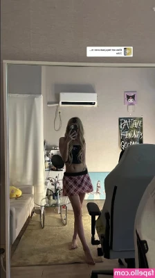 satanmate - MY FRIEND  angiehazel MAKES ART WITH HER LATIN ASS AND WET FIST   