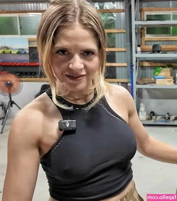 Collete Davis [ collete-davis ] - Mmmmm I’m so horny, let’s play 😏 part 1