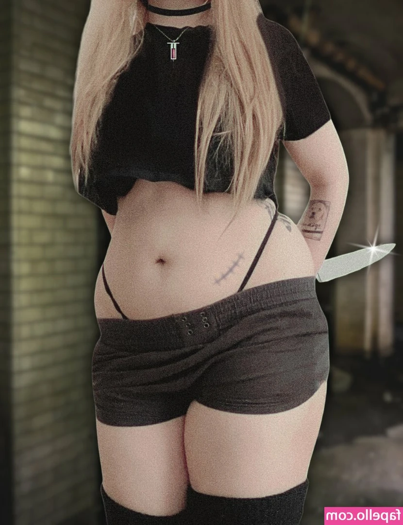 Skydarc [ skydarc-8 ] - I wouldn't mind if you just keep on staring😏🤭