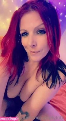 redhothotwife - Deary me  On your knees waiting for instructions  but are you ready
