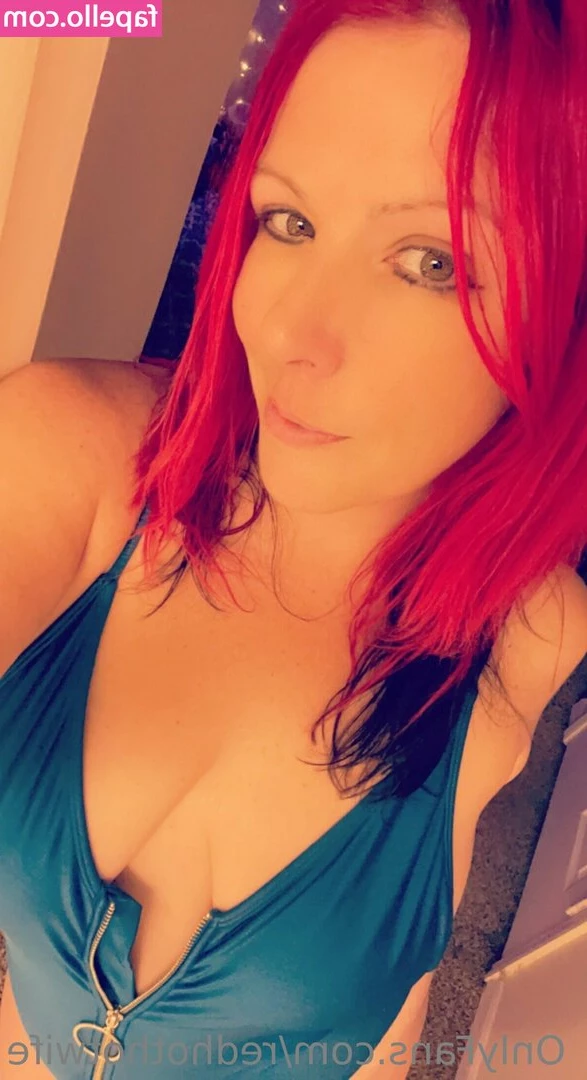 redhothotwife - I’m horny