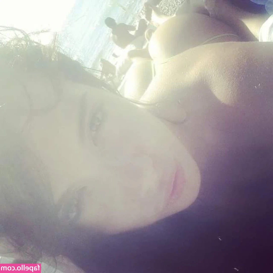Samira Jalil [ samira-jalil ] - jessicalovfree  your beautiful goddess will sit on your face and