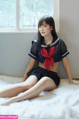 sweetieyukino [ sweetieyukino-1 ] - Made you look