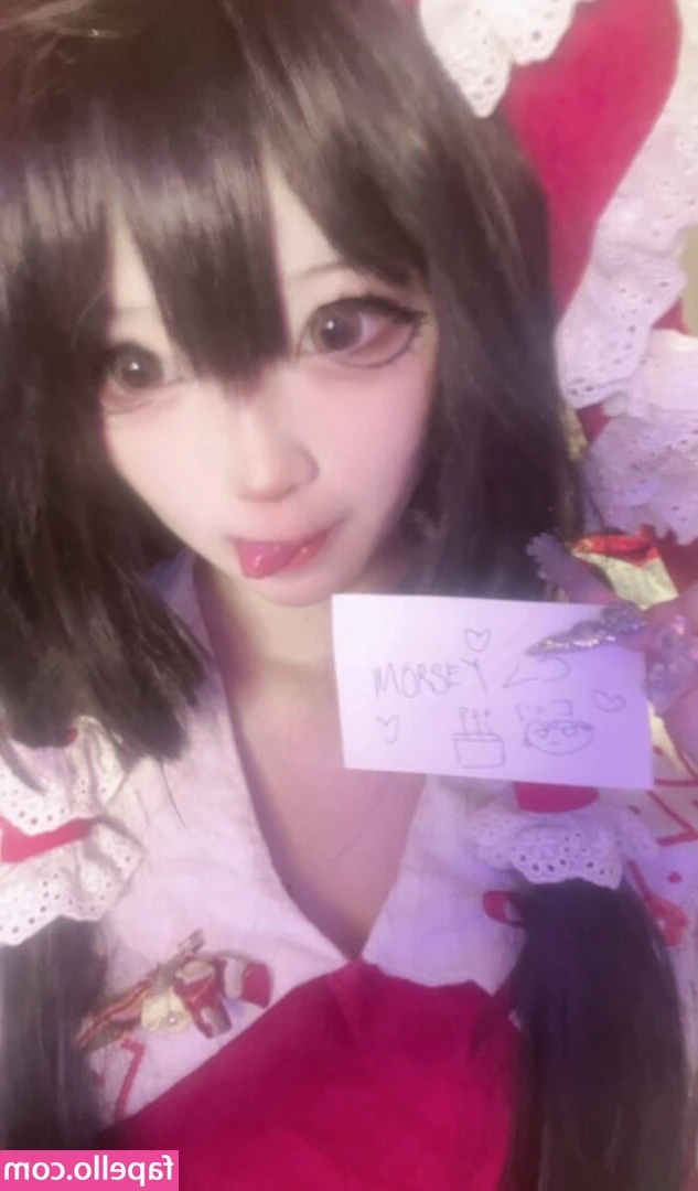 yyu_moo [ yyu-moo ] - Nurse Lee  temporarily  cured my nymphomania  I was so desperate to