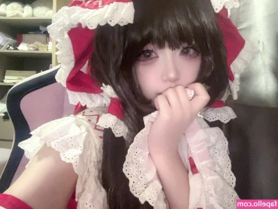 yyu_moo [ yyu-moo ] - gagged & clamped barbie :)