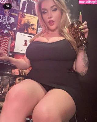 shortykait - I ve been really into anal lately  Who wants to see my tight asshole