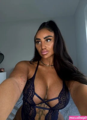 Abbie Turner [ abbie-turner-2 ] - Play now