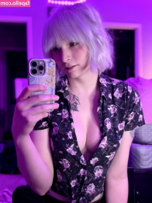RoseWaltzEX - Some spicy pics from back when I was blonde for y all