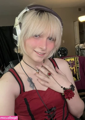 RoseWaltzEX - Welcome back to Tit Tuesday  Enjoy