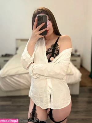 Ashley_Lopez [ ashley-lopez ] - Wanna cum in my meowth? I’m so excited! I just finished filming a