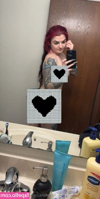 gothicrose5599 - Booty and mirror vibes🍑 🌫✨