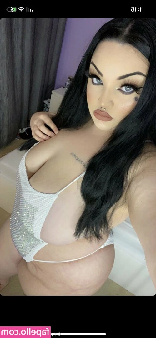 chanelgreyofficial - Tips of $18 will receive this cheeky set 💚
