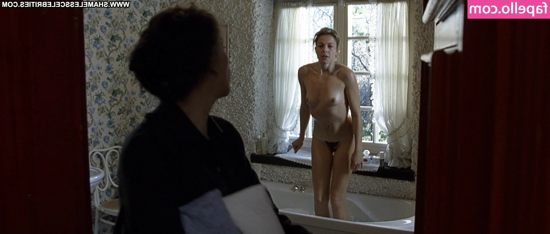 Claudia Gerini [ claudia-gerini ] - Throwing it back on some hot Mexican dick @reybmw