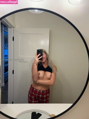 urfavalyssabby - Your dicks favorite getaway