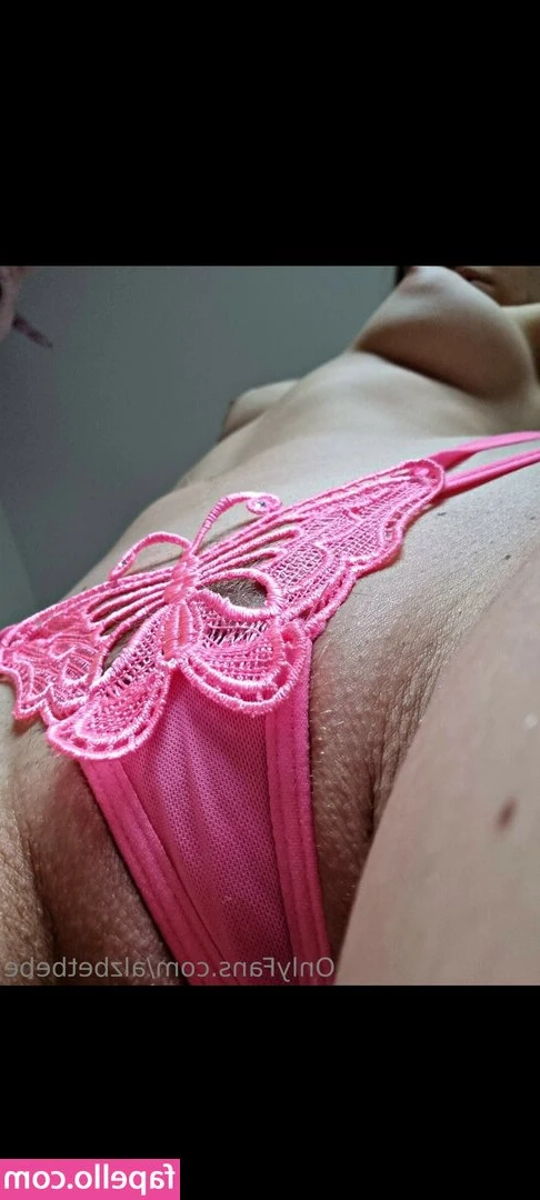 aalzbbet - Showing off for you while you watch through the mirror