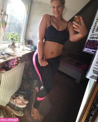 Angelina Kirsch [ angelina-kirsch ] - Stream started at 01 31 2023 07 15 pm