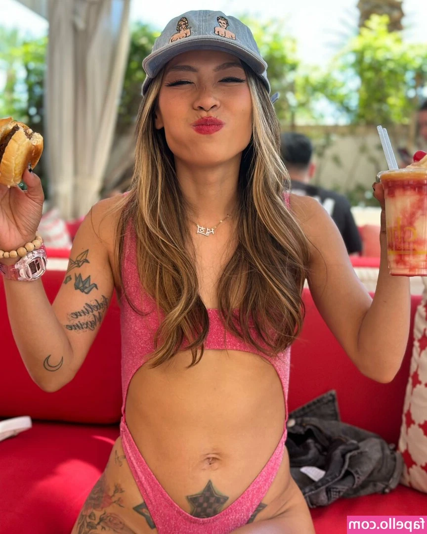 Sulheejessica - Que delicioso es jugar a las vibraciones con mi culo