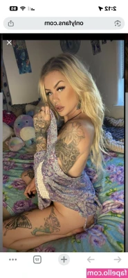 Ryannxmariee - I am Shay   A  latinapig lover of demons that make me tickle my meaty