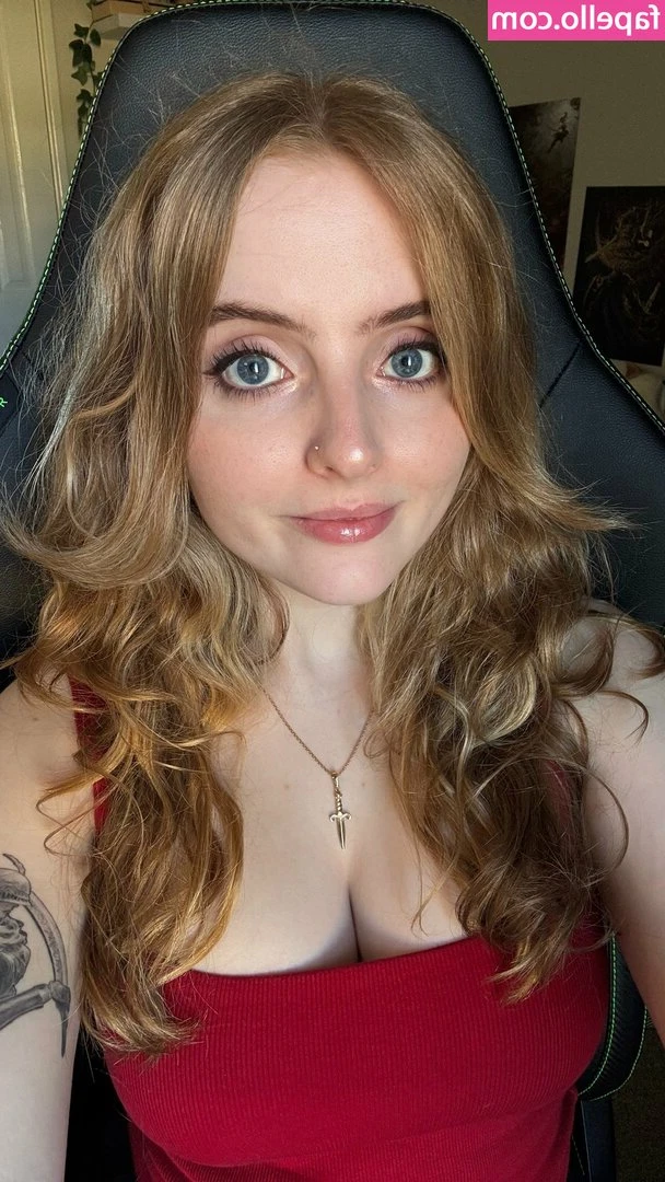 Krysttl - Disney Princess s gone wild in this Hotwife orgy     sadieandrewsVIP 
